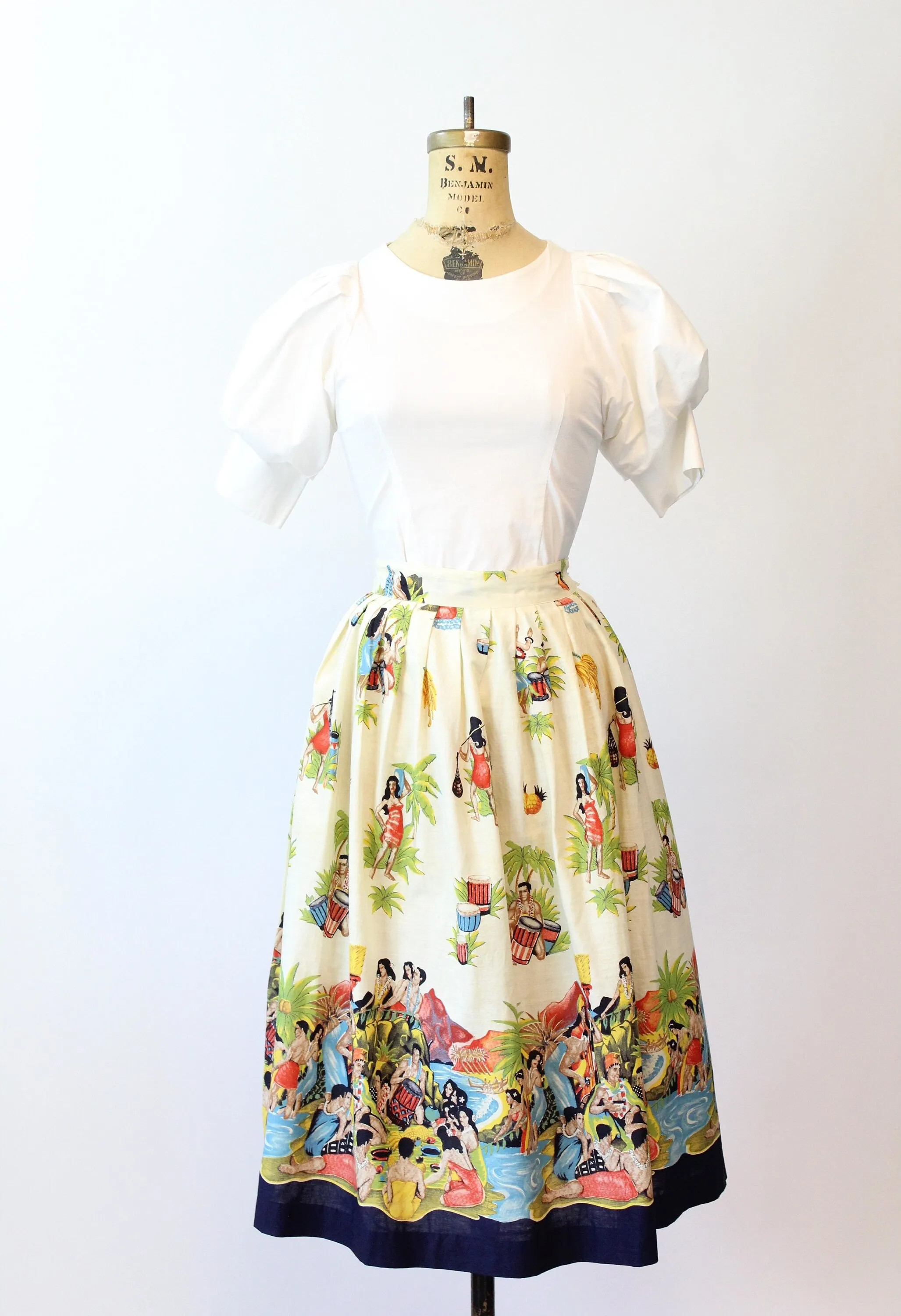 1950s NATIVE HAWAIIAN novelty print skirt medium | new spring summer