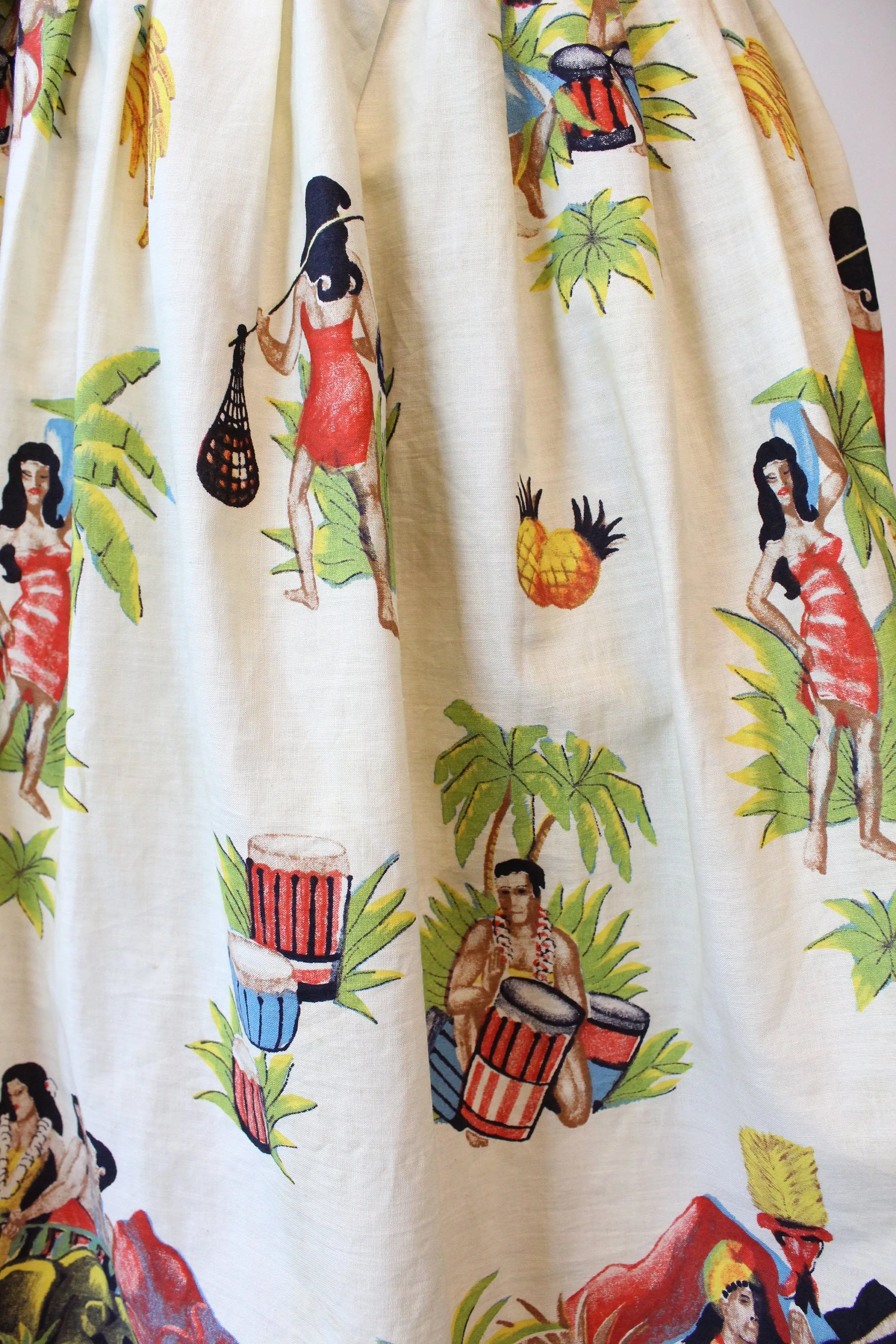 1950s NATIVE HAWAIIAN novelty print skirt medium | new spring summer