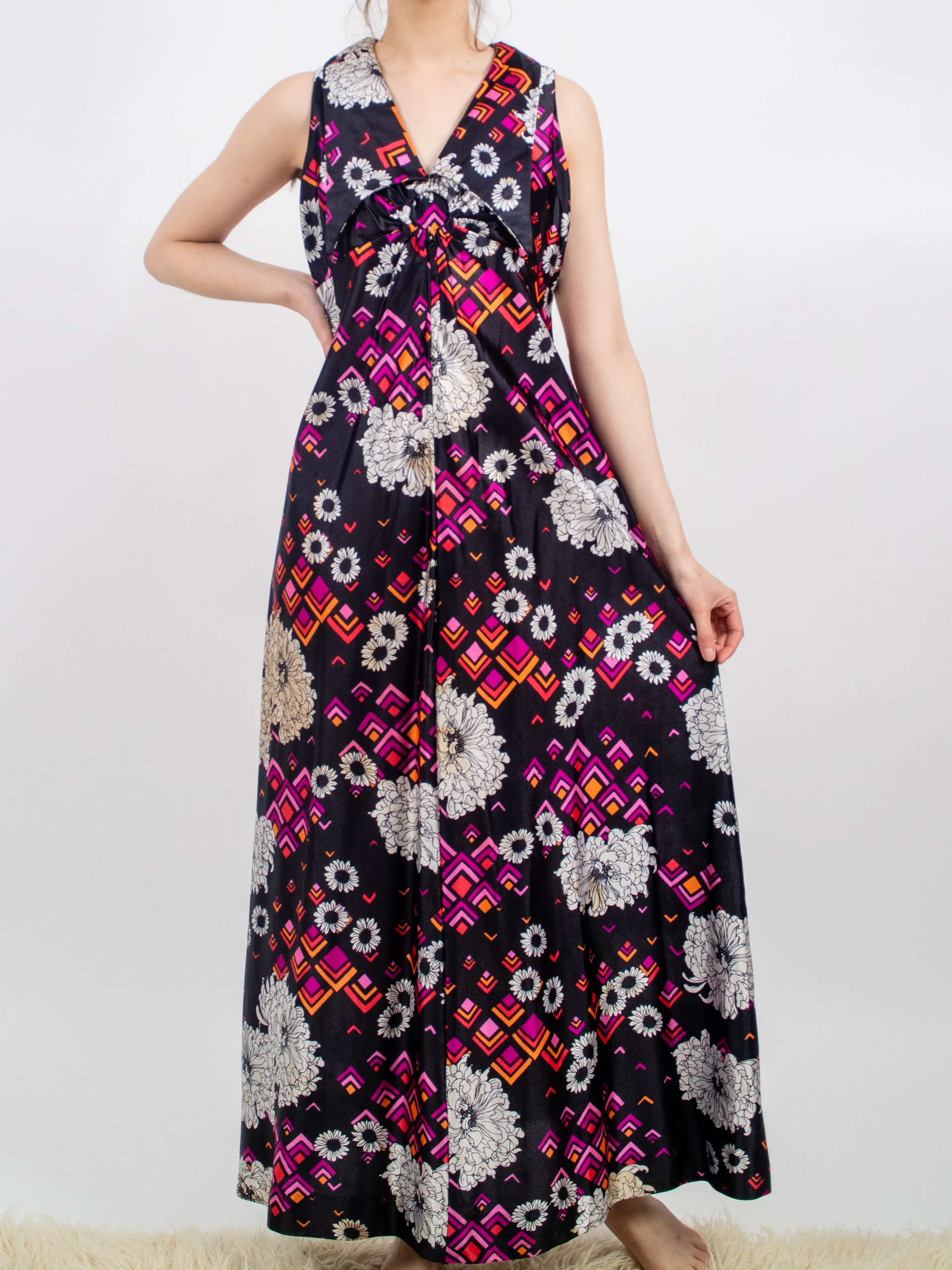 1970s Psychedelic Floral Geometirc Print Maxi Dress