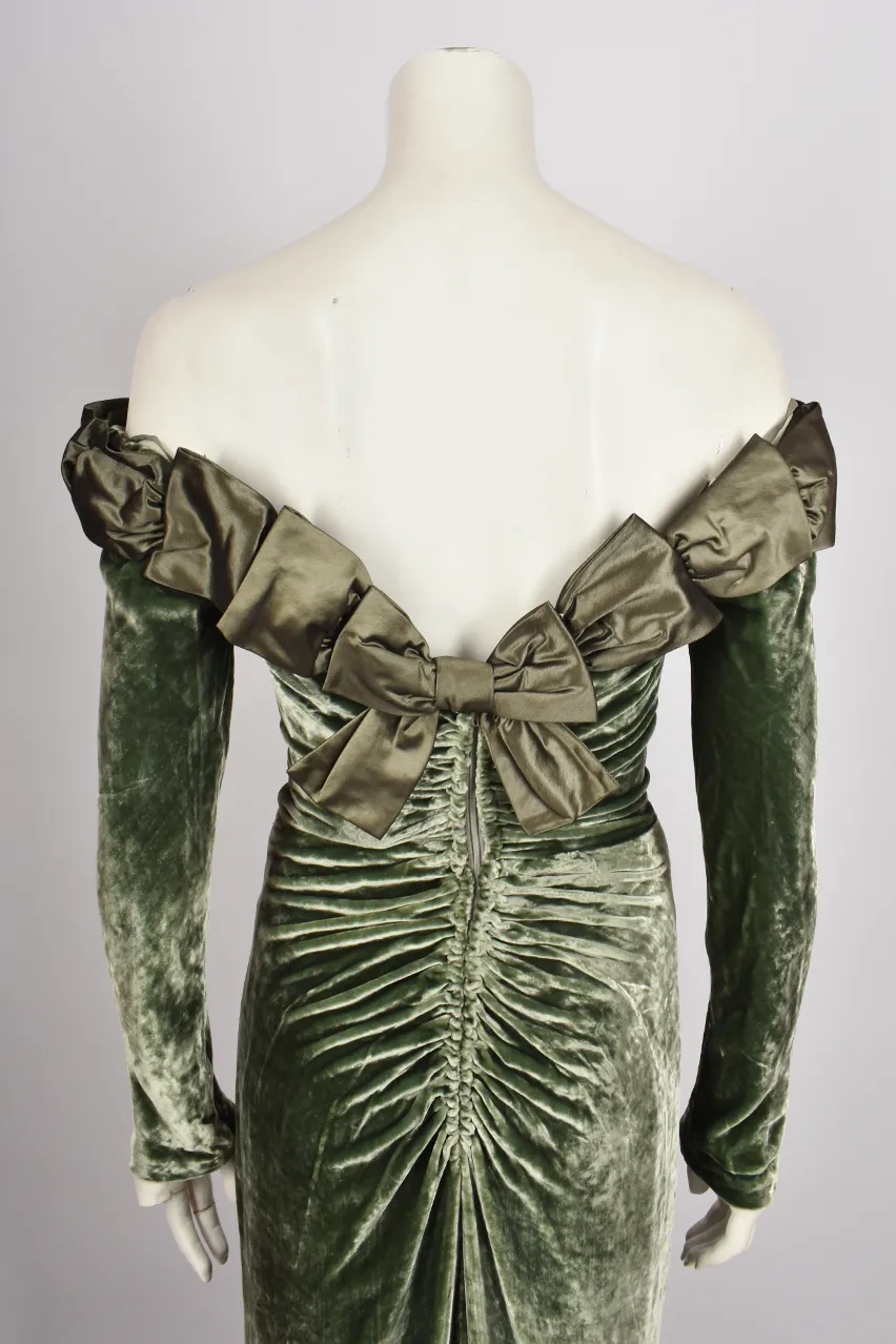 BELLEVILLE SASSOON GREEN VELVELT OFF THE SHOULDER GOWN