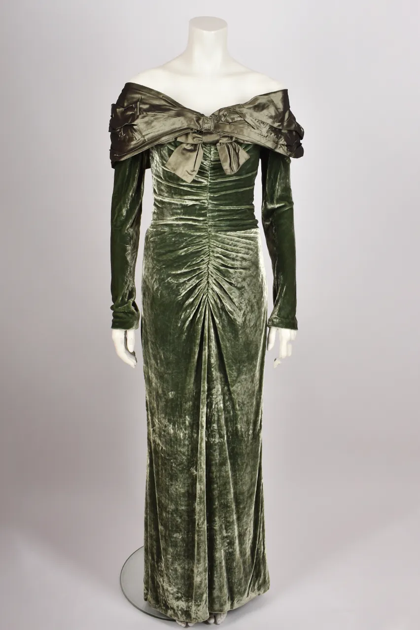 BELLEVILLE SASSOON GREEN VELVELT OFF THE SHOULDER GOWN