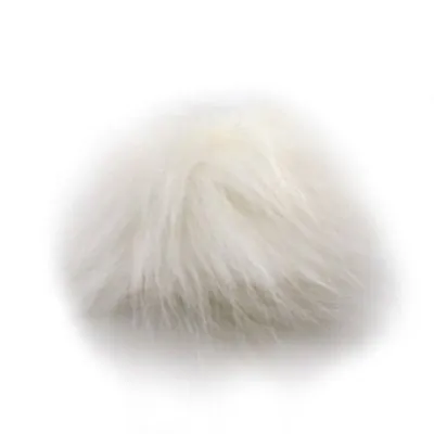 Pompon avec boutons-pression de Estelle