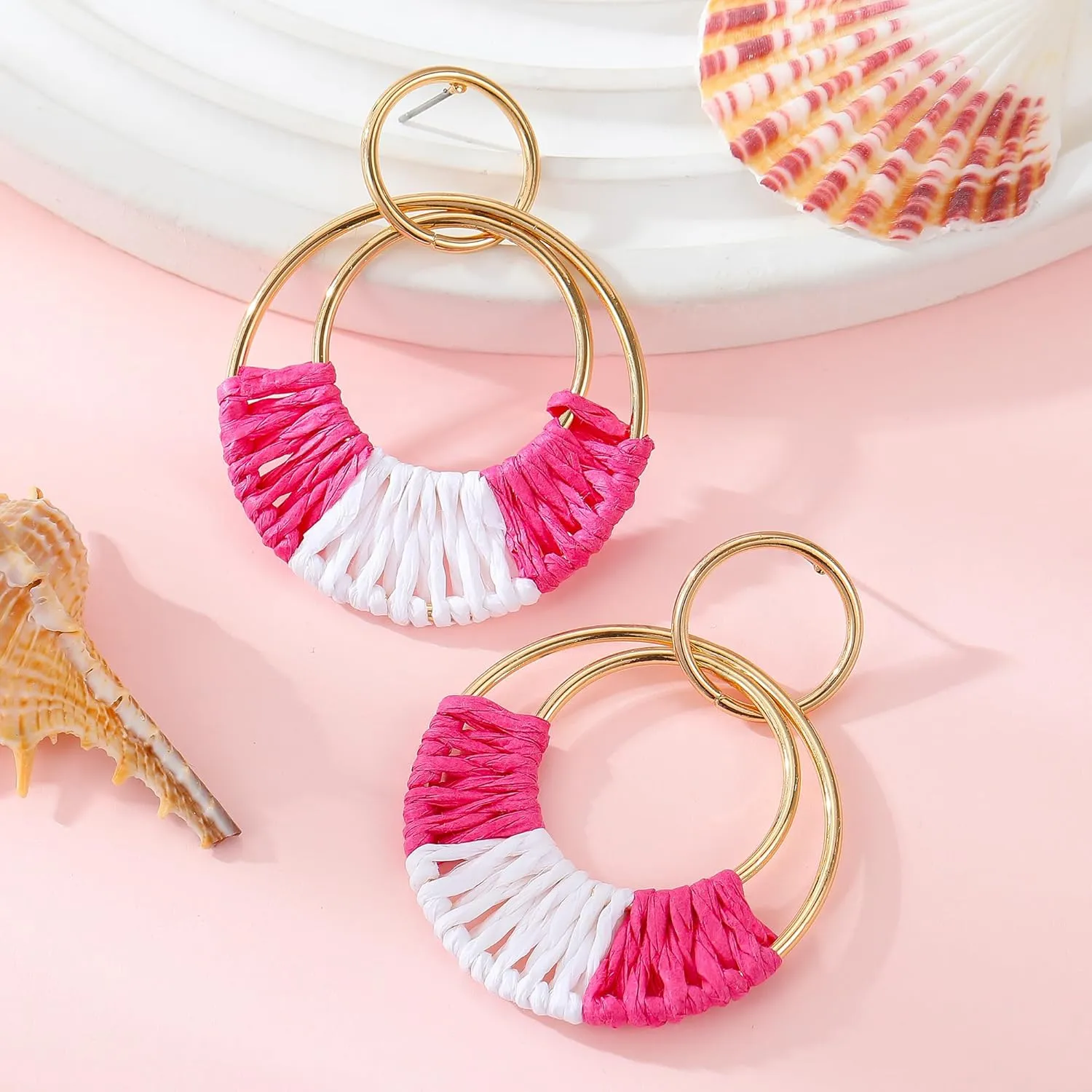 Rattan Weave Earrings Boho Summer Raffia Hoop Dangle Earrings for Women Bohemian Raffia Braid Straw Wicker Round Drop Earrings Lightweight Beach Party Statement Earrings Jewelry