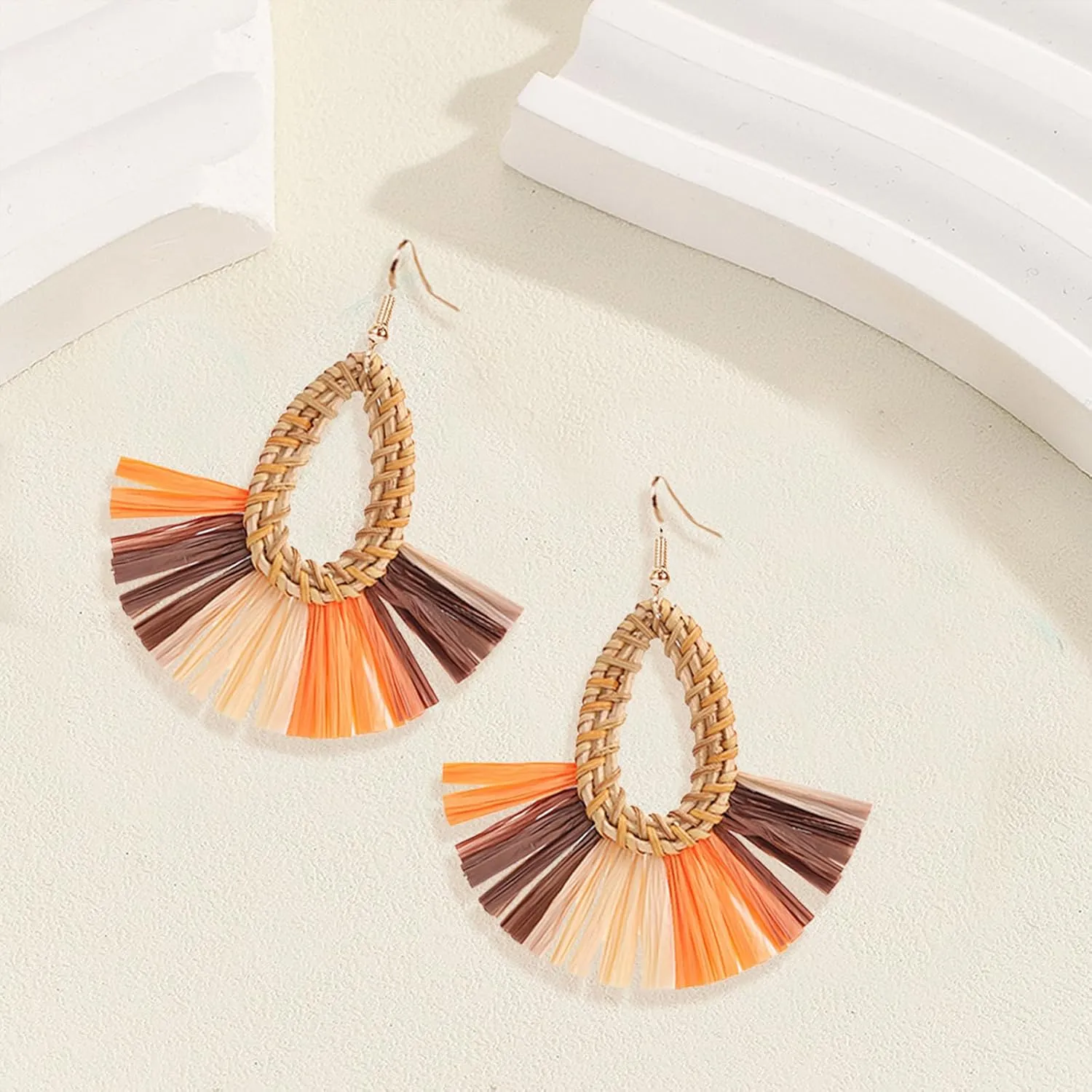 Statement Raffia Earrings Boho Summer Beach Earrings for Women Handmade Fashion Rattan Fringe Tassel Earring Lightweight Straw Wicker Dangle Drop Earring Bohemian Gift Jewelry