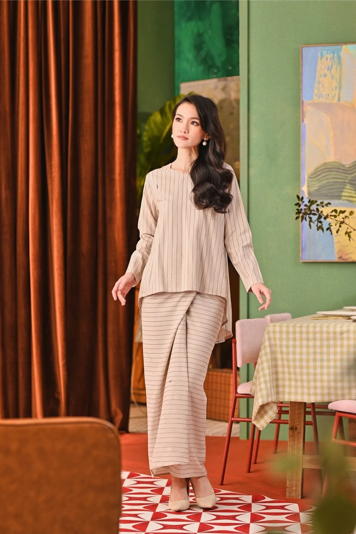 The Capai Women Wrap Skirt - Champagne Pinstripe