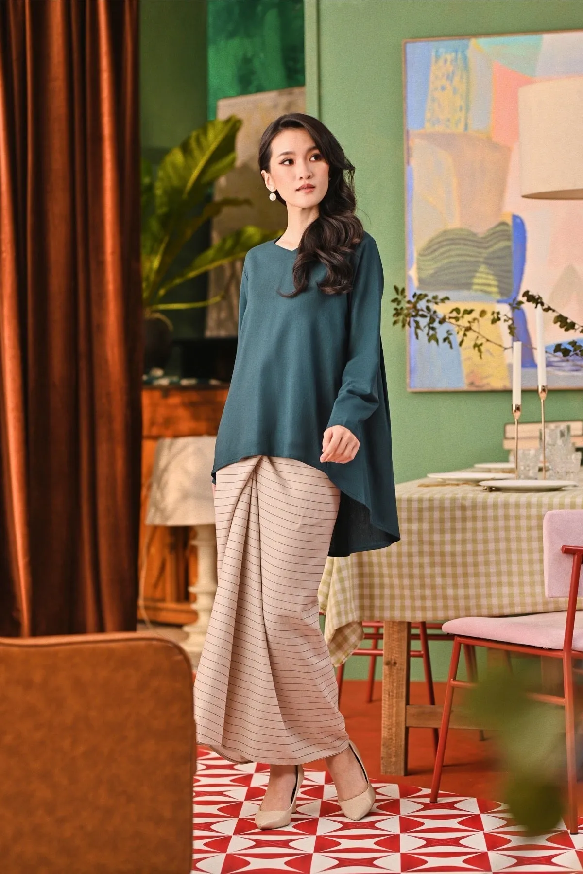 The Capai Women Wrap Skirt - Champagne Pinstripe