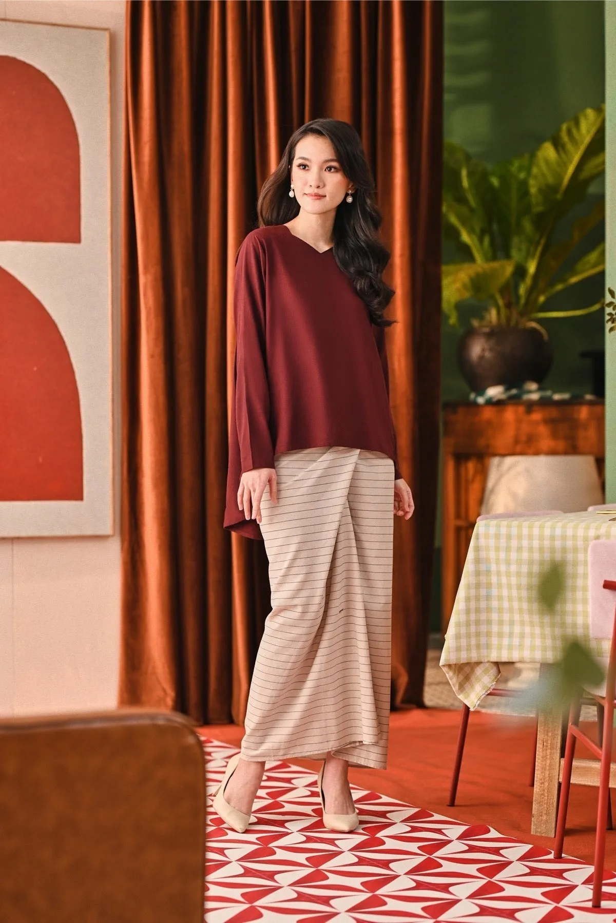 The Capai Women Wrap Skirt - Champagne Pinstripe
